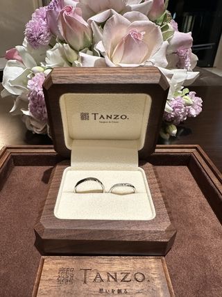 【TANZO.(鍛造指輪)の口コミ】 指輪の形や幅、加工、色までフルオーダーでつくれるので、2人で世界に一つ…