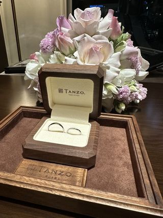 【TANZO.(鍛造指輪)の口コミ】 全面に面取り加工をして頂きました。S字型の指輪ですが回っても面取り加工…