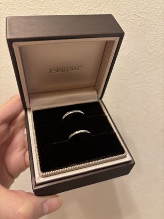 【アイプリモ(I-PRIMO)の口コミ】 ①指輪（ケイローン）のおすすめポイント：
繊細なラインと上品な輝きが両…