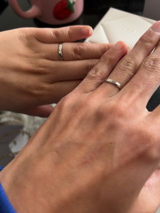 【BONDS(ボンズ)の口コミ】 シンプルなデザインで色々なものに合わせやすいと思います。
派手すぎず地…