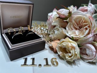 【アイプリモ(I-PRIMO)の口コミ】 女性だけダイヤモンドが入ってるものが多い中、全く同じデザインでお揃い…