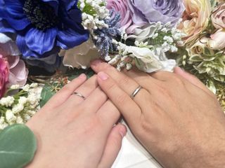 【アイプリモ(I-PRIMO)の口コミ】 ダイアモンドの部分がザラザラせず、肌に優しいケレース。普段着けても自…