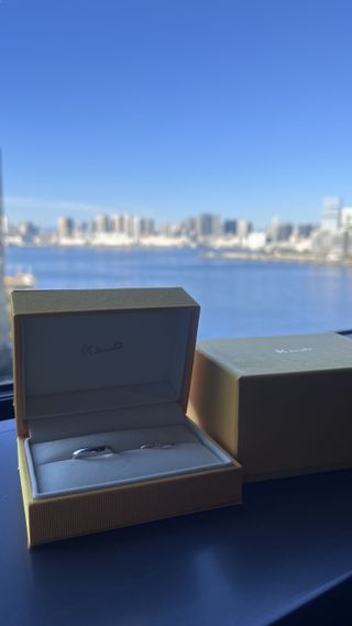 【ケイウノ ブライダル(K.UNO BRIDAL)の口コミ】 オーダーメイドでお願いした結婚指輪は、デザイナーさんがその場で丁寧に…