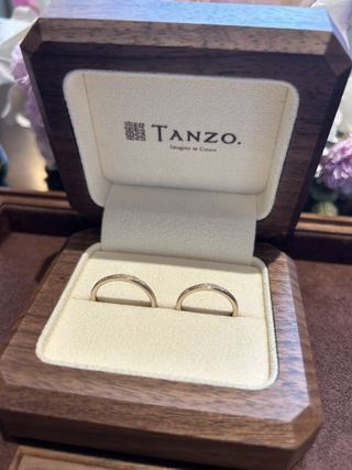 【TANZO.(鍛造指輪)の口コミ】 指輪を探していく中でなかなか２人で納得がいくデザインが見つからなかっ…