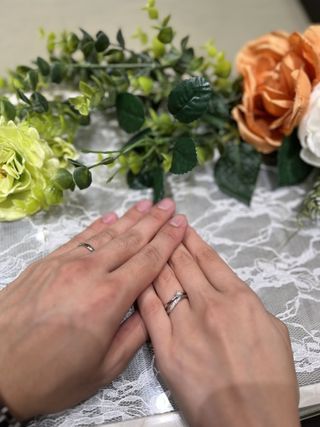 【アイプリモ(I-PRIMO)の口コミ】 アルテェステの指輪は仕上げがとても丁寧で、指に触れる面が滑らか。長時…