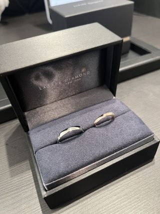 【ラザール ダイヤモンド(LAZARE DIAMOND)の口コミ】 ダイアモンドの輝きが飛び抜けてる。
思わずわぁーーって声が出るほど見惚…