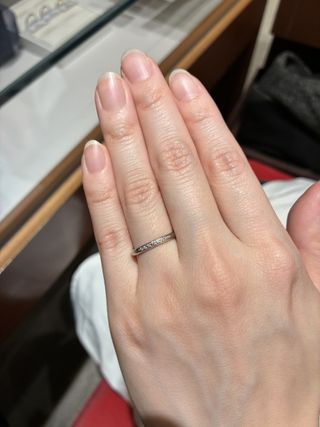 【銀座ダイヤモンドシライシの口コミ】 とにかく王道の指輪を見たいと相談して出していただきました。王道の中に…