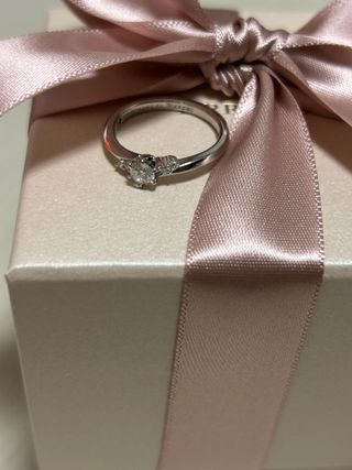 【アイプリモ(I-PRIMO)の口コミ】 デザインが好きで購入しました。彼がプロポーズしてくれたときに「指輪は…