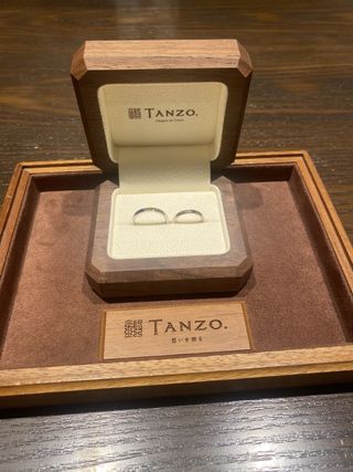 【TANZO.(鍛造指輪)の口コミ】 1番のポイントはフルオーダー製で作ることができる点です。
生涯付けるも…