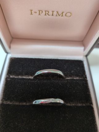 【アイプリモ(I-PRIMO)の口コミ】 指輪の内側に、PROMISE  DIAMONDとBIRTH STONEを、それぞれ選んで入れても…