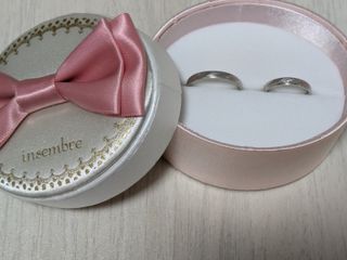 【insembre(インセンブレ)の口コミ】 実物は写真よりも柔らかい光で、普段使いしやすいところが気に入っていま…