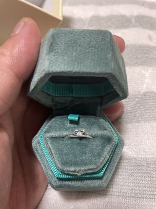 【ケイウノ ブライダル(K.UNO BRIDAL)の口コミ】 彼女も大満足でした。
ミッキーがとても可愛いです。シンプルでカラーバリ…