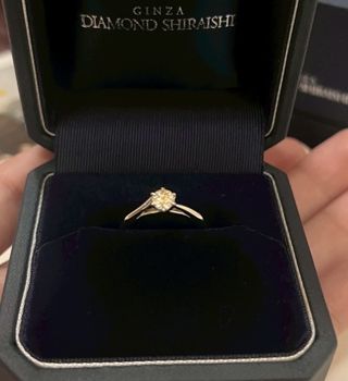 【銀座ダイヤモンドシライシの口コミ】 デザインがシンプル洗練されていて、流行り廃りがなく、今後の人生の中で…