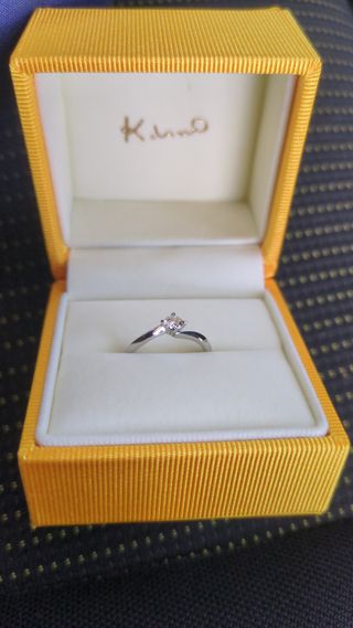 【ケイウノ ブライダル(K.UNO BRIDAL)の口コミ】  さりげないウェーブが可愛い。まっすぐではなく、ゆるくカーブしたデザイ…