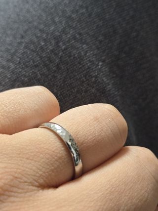 【TANZO.(鍛造指輪)の口コミ】 日々装着するものなので、鍛造式をさがしました。着け心地も滑らかで良い…