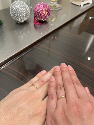 【AMATSU(アマツ)の口コミ】 マットで、リング表面に施された槌目加工のテクスチャーが良い。
荒目のヘ…