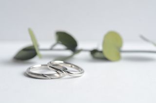 【CRAFY(クラフィ)の口コミ】 素材を選べて自分好みのデザインにできて良かったです！2人とも指輪を着用…