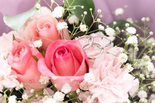 【アイプリモ(I-PRIMO)の口コミ】 指の骨格に合わせたデザインで、綺麗に見える。形も色もシンプルですが、…