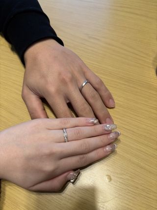 【ヴァンドーム青山(VENDOME AOYAMA)の口コミ】 指輪の素材はプラチナ950でしっかりしていて、きらめくデザインに惹かれま…