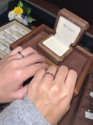 【TANZO.(鍛造指輪)の口コミ】 店員さんと3人で楽しく相談しながら好きな柄などを自由に入れられるところ…