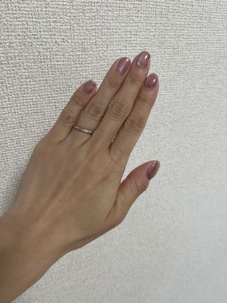 【AMATSU(アマツ)の口コミ】 色味はゴールドとシルバーの両方が使われていて、プラチナだけの指輪とは…