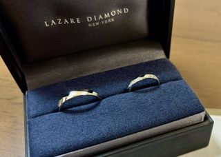 【ラザール ダイヤモンド(LAZARE DIAMOND)の口コミ】 日常的に着けやすいシンプルな結婚指輪というよりはダイヤがついていて気…