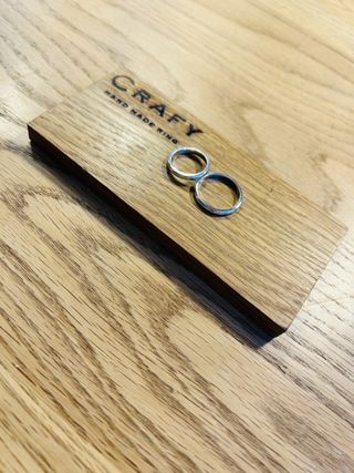 【CRAFY(クラフィ)の口コミ】 CRAFYで結婚指輪を作りました。職人さんが丁寧に相談に乗ってくれて、デザ…