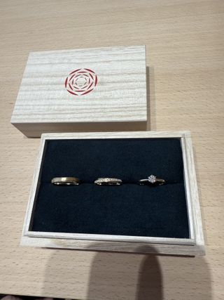 【出雲結(いずもゆい)の口コミ】 婚約指輪はシンプルがよく、大きなダイヤモンド１つでも印象のあるデザイ…