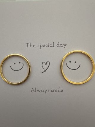 【RosettE(ロゼット)の口コミ】 指輪の輝きが手元を上品に彩り、どんなシーンにもさりげない特別感を添え…