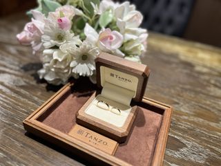 【TANZO.(鍛造指輪)の口コミ】 全ての指輪を鍛造製法のみで作っていて、かつこの指輪は1本から2人分作る…
