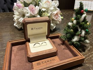 【TANZO.(鍛造指輪)の口コミ】 結婚指輪を購入させていただきました。
まず第一に着け心地が最高です！着…