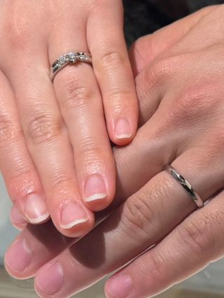 【ラザール ダイヤモンド(LAZARE DIAMOND)の口コミ】 重ね付けしても、それだけでつけてもちょうどよいデザインを探しておりま…