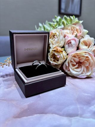 【アイプリモ(I-PRIMO)の口コミ】 色々なの種類の指輪を試着させていただいた中で、この指輪を選びました。…