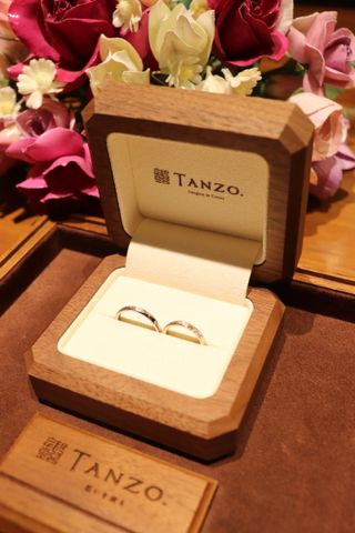 【TANZO.(鍛造指輪)の口コミ】 多彩な表面加工を用いて和風なデザインを入れたものができ、とても満足し…