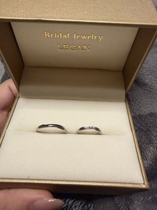 【LEGAN(レガン)の口コミ】 シンプルで、普段使いしやすく、ウェーブがかかっていてとても可愛い。入…