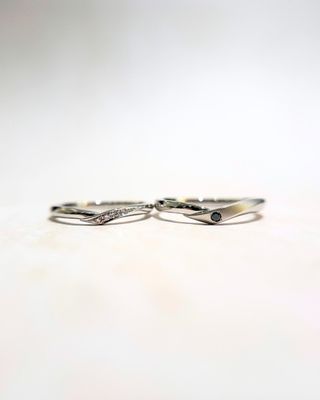 【CAFERING(カフェリング)の口コミ】 ピンクダイヤモンドをグラデーションで4つ入れることが出来るデザインに惹…