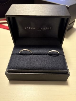 【ラザール ダイヤモンド(LAZARE DIAMOND)の口コミ】 手に馴染みやすく、イヤらしくないくらいのゴージャス感がとてもおすすめ…