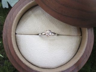 【COLANY(コラニー)の口コミ】 バラをモチーフにしたデザインが可愛らしくてとても気に入りました。全て…