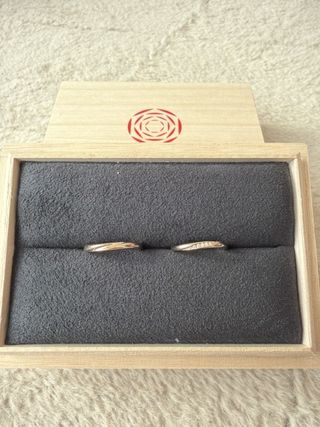 【出雲結(いずもゆい)の口コミ】 シンプルなデザインだけどダイヤモンドがかわいい
素材もシルバー系ではな…