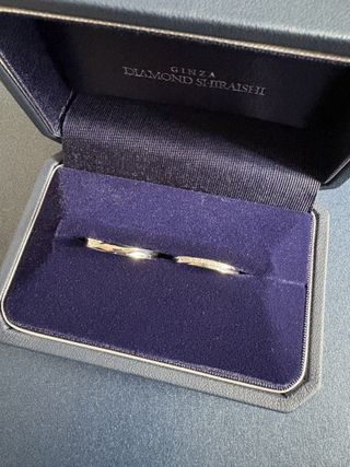 【銀座ダイヤモンドシライシの口コミ】 ウェーブで指が綺麗に見えます！
太さも太すぎず細すぎずめお気に入りです…