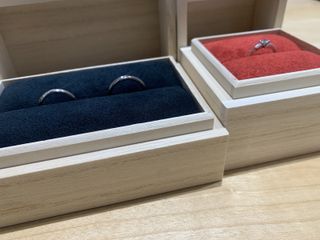 【出雲結(いずもゆい)の口コミ】 艶消しを入れることでデザイン部分がより生える設計。
加工方法によって見…