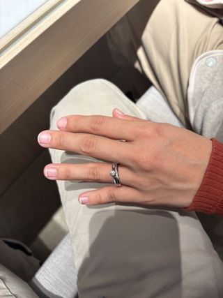 【銀座ダイヤモンドシライシの口コミ】 ダイヤモンドシライシ「エナクロノス」結婚指輪の感想
「ふたりの時間を刻…