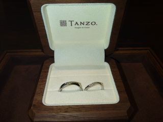 【TANZO.(鍛造指輪)の口コミ】 シンプルなリングではなく、金色のラインをいれております。またマッド加…
