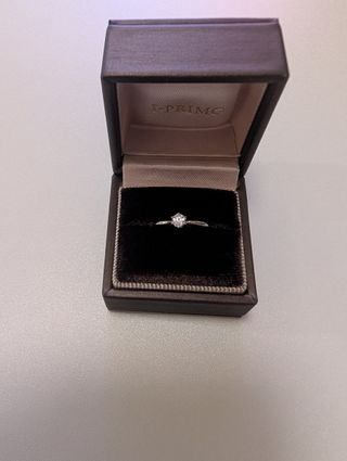 【アイプリモ(I-PRIMO)の口コミ】 デザインはシンプルですごく良かったです。
素材もいいやつを使っていてと…