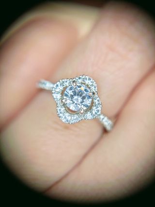 【HIROUMI(ヒロウミ)の口コミ】 プラチナ、ダイヤのクオリティが高いので、輝きが他のお店と格段に違いま…