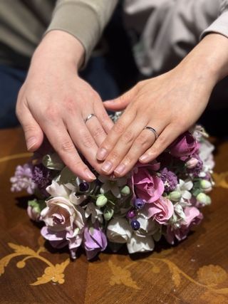 【TANZO.(鍛造指輪)の口コミ】 ダイヤモンドを全面的に押し出すようなデザインではなく、さりげなくかつ…