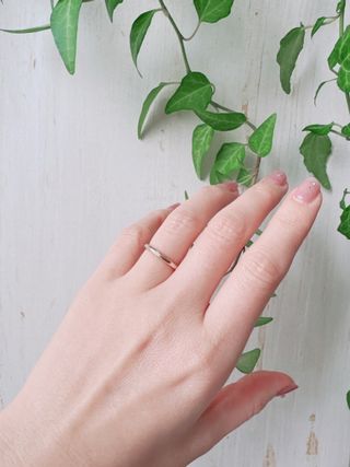 【ヴァンドーム青山(VENDOME AOYAMA)の口コミ】 シンプルなデザインでピンクゴールドの地金にダイヤモンドがキラッと入る…