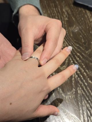 【TANZO.(鍛造指輪)の口コミ】 鍛造製法による頑丈さと、他の人と被らない鎚目のオリジナリティ、鎚目が…