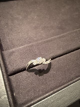 【EIKA(エイカ)の口コミ】 アンティーク調でありながらも、さりげなく指にフィットしてくれて、悪目…