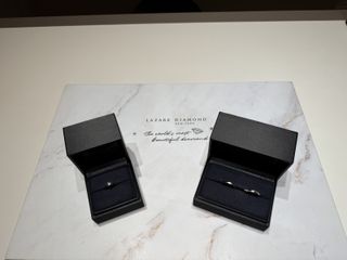 【ラザール ダイヤモンド(LAZARE DIAMOND)の口コミ】 婚約指輪と結婚指輪を合わせた時に、綺麗なデザインになるようたくさん試…